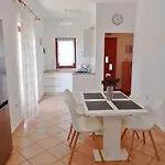 In Starigrad-paklenica 43216