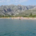 In Starigrad-paklenica 43216