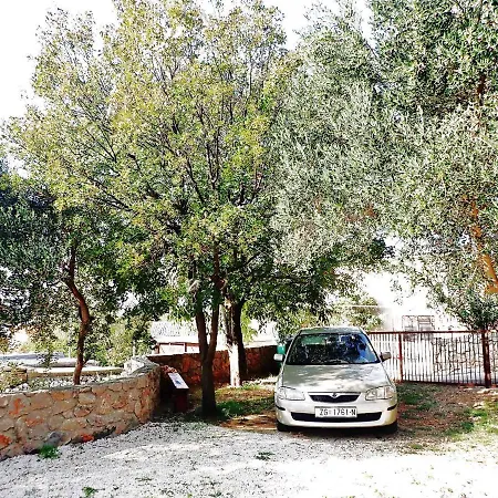 In Starigrad-paklenica 43216 Apartment