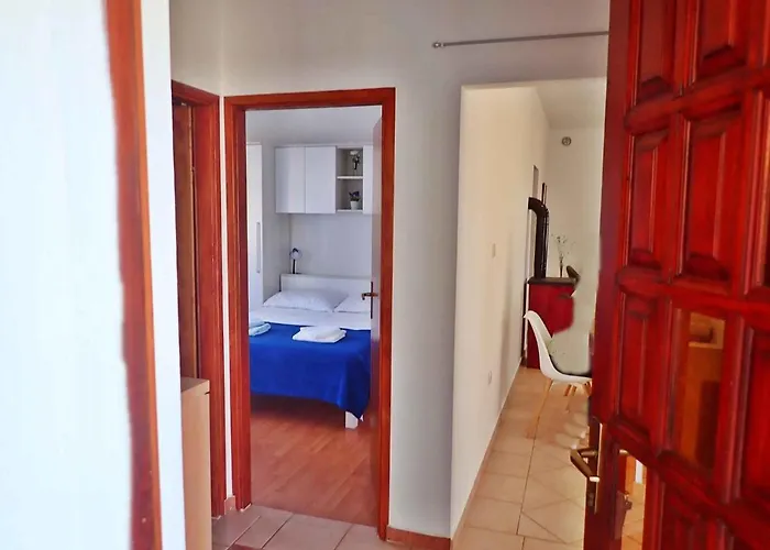 In Starigrad-paklenica 43216 스타리그라드 파클레니차