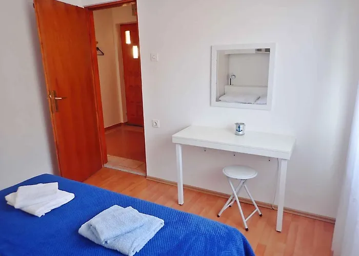 In Starigrad-paklenica 43216 아파트 *