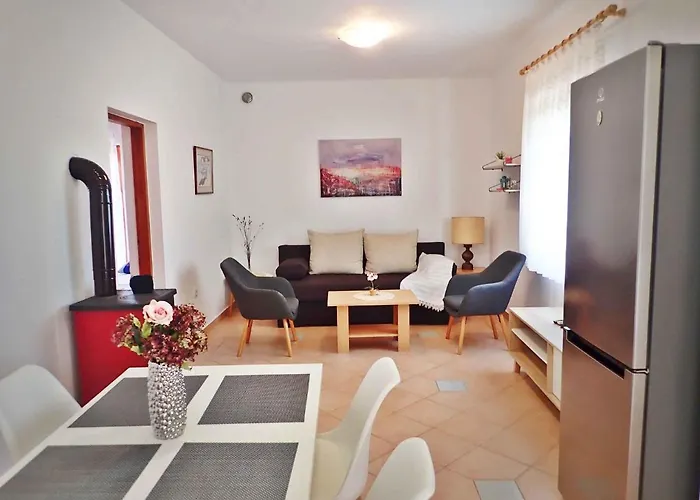 In Starigrad-paklenica 43216 아파트