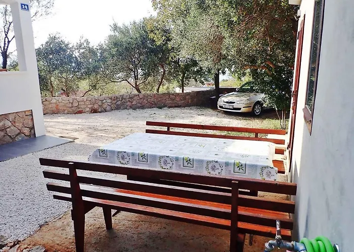 In Starigrad-paklenica 43216 아파트 스타리그라드 파클레니차