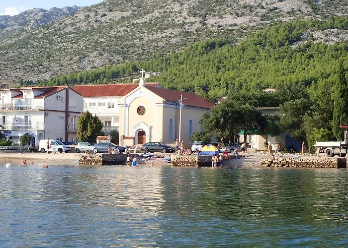 In Starigrad-paklenica 43216